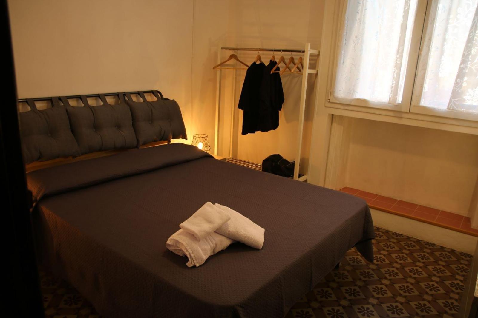 Amira Apartments Trapani Zimmer foto